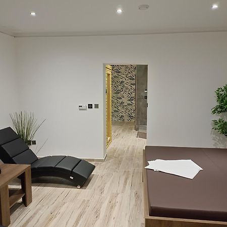 Penzion A Wellness- Jilan, Naves Svobody 39, Olomouc Hotel Kültér fotó